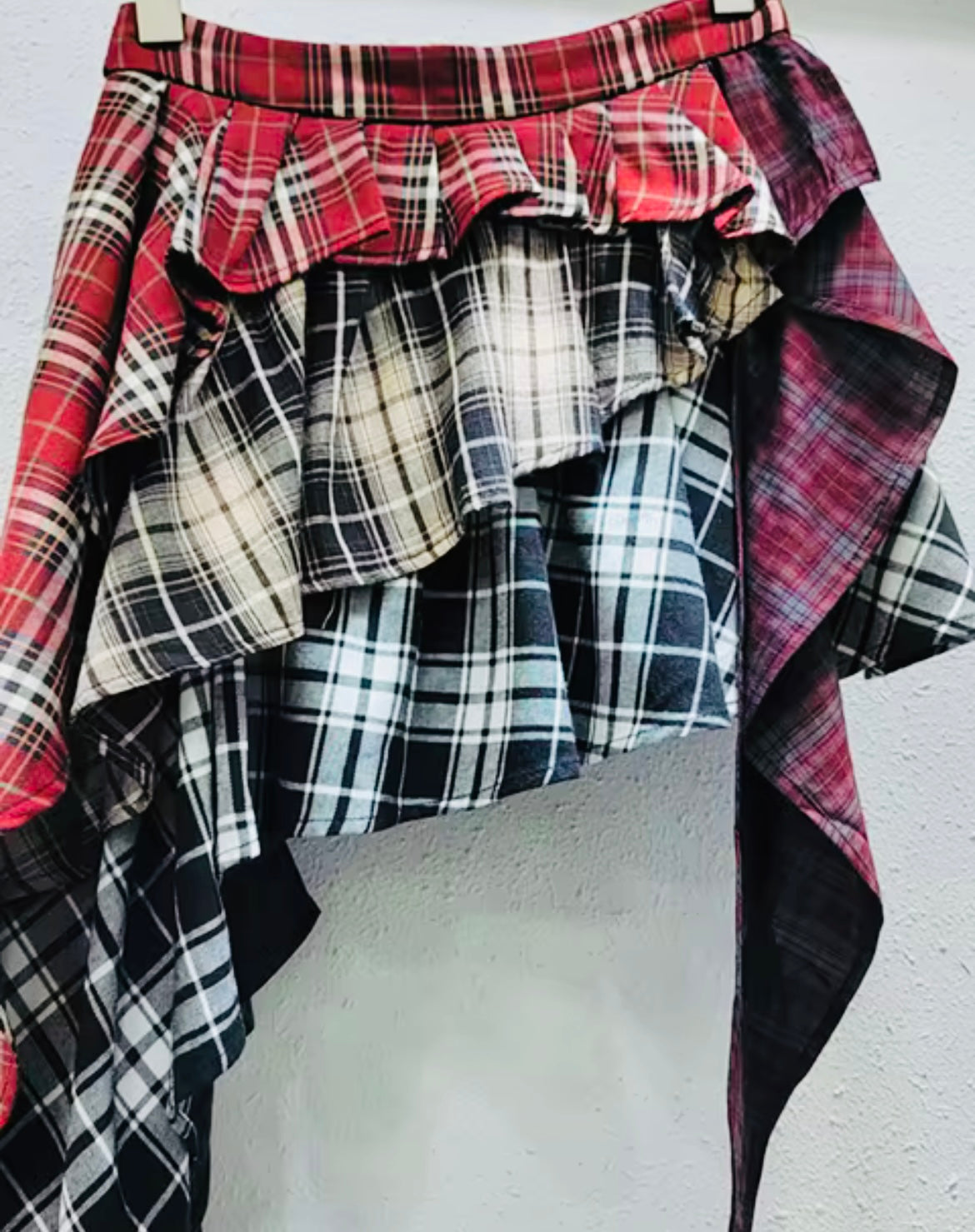 “Main One” Plaid Skirt